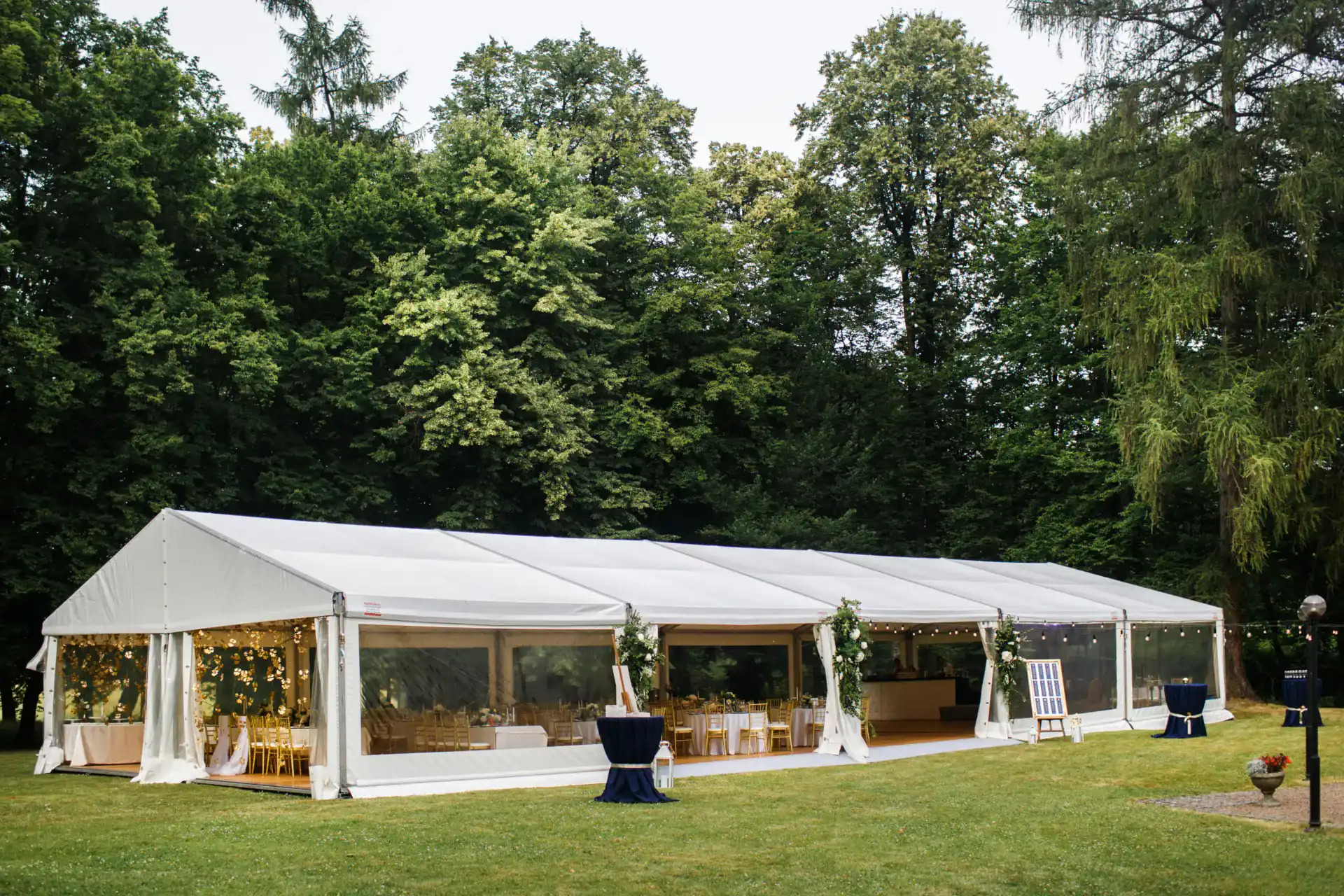 start-part-tent-rental-image-1