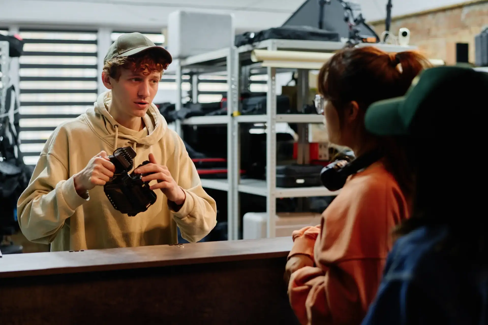 How to Keep Track of Equipment Inventory Within a Company