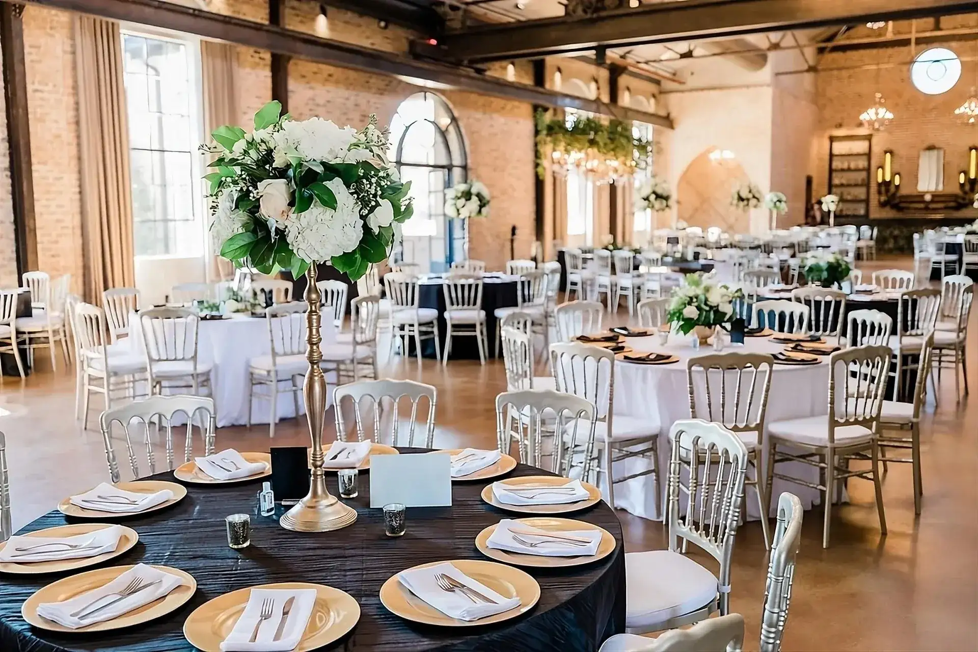 3LE Keeps Track of Almost 40,000 Stock Items with Booqable