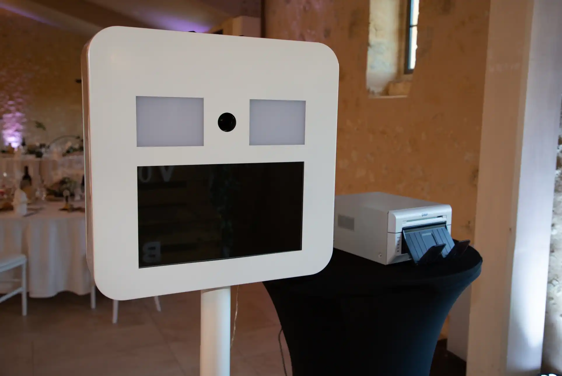 Foto Fiesta: Making Photo Booth Rentals Simple and Stress-Free