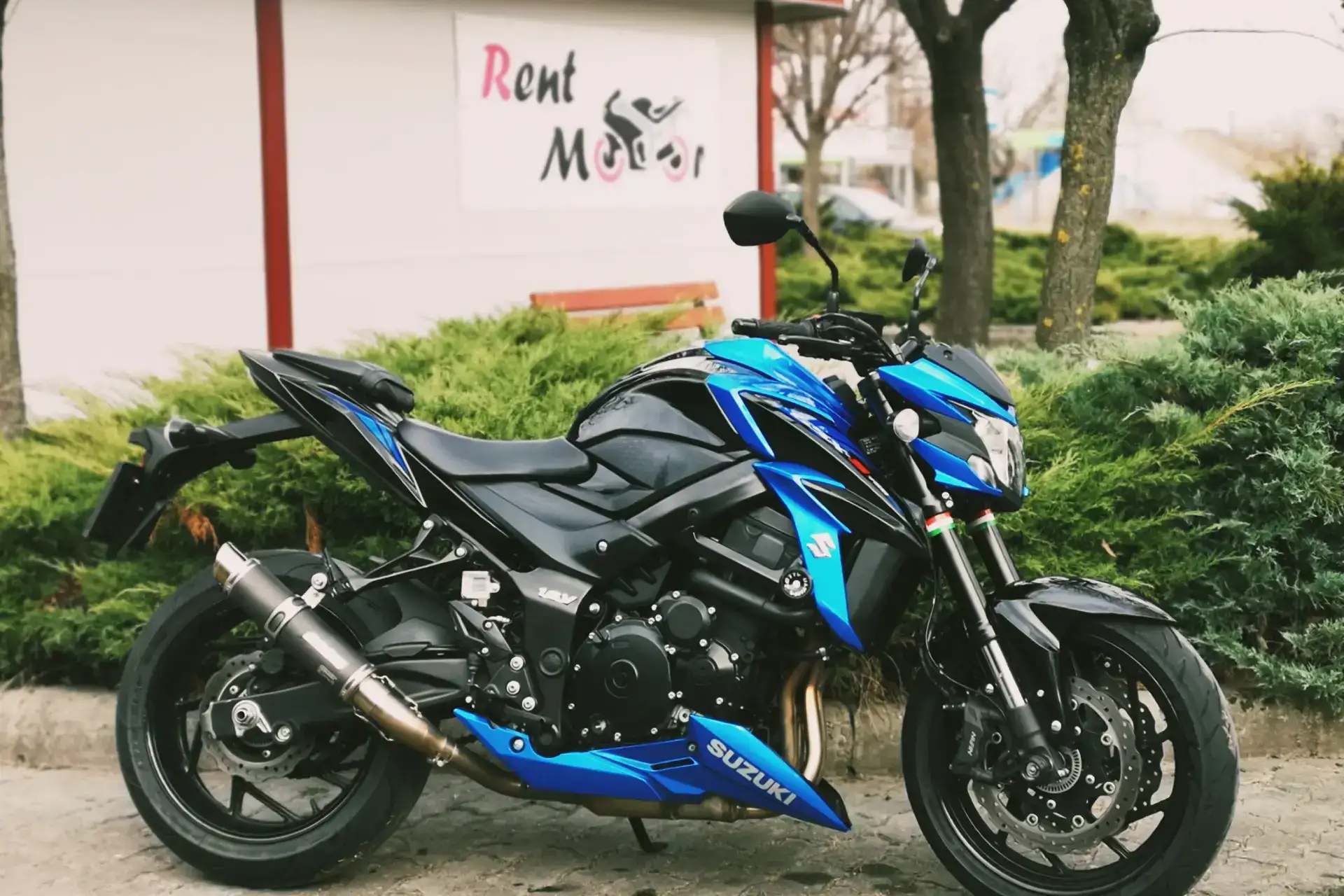 Rentmotor Saves Time Managing Bookings to Focus on Growing their Rental Business